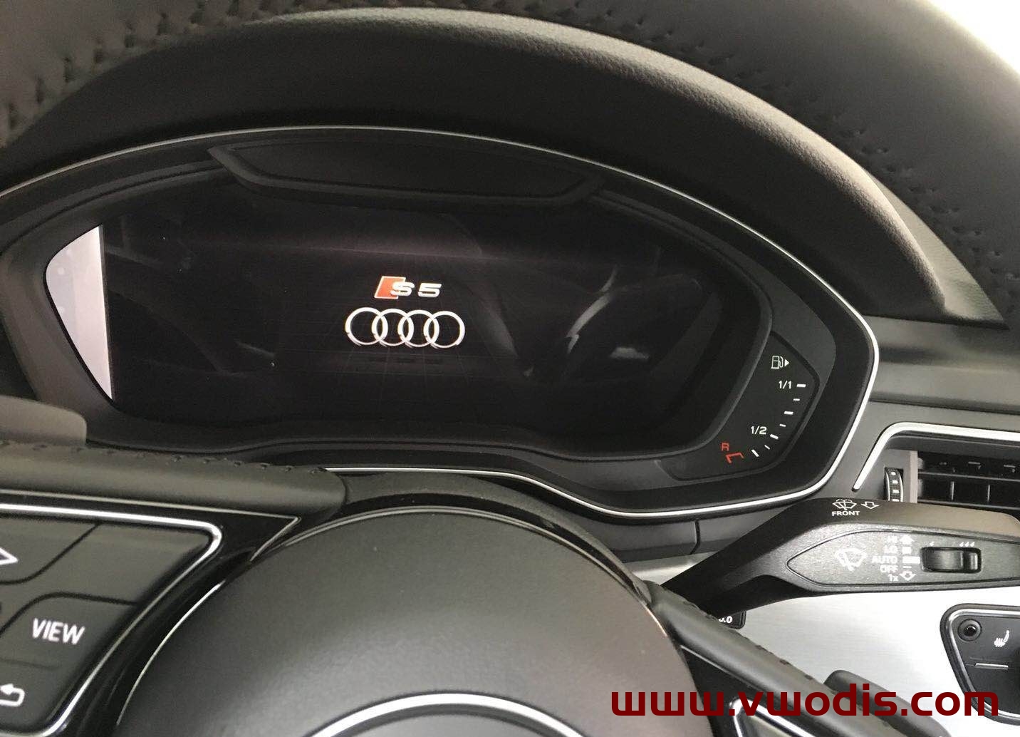 一汽奥迪A5仪表刷S5开机界面