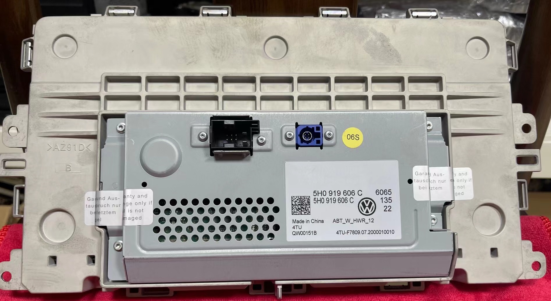 大众威然 揽境 途昂 斯柯达明锐 5H0919606C-VW Viloran Talagon Teramont Skoda Octaiva 5H0919606C